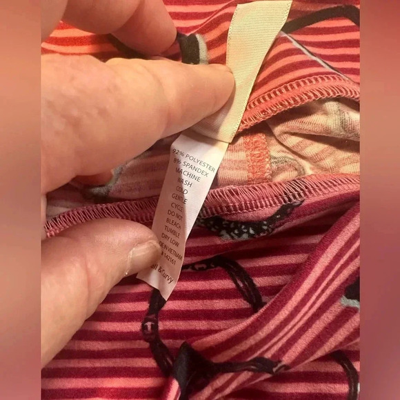 Lularoe TC hand mirror leggings. Red & pink pinstripe with hand mirrors NWOT - Picture 5 of 7